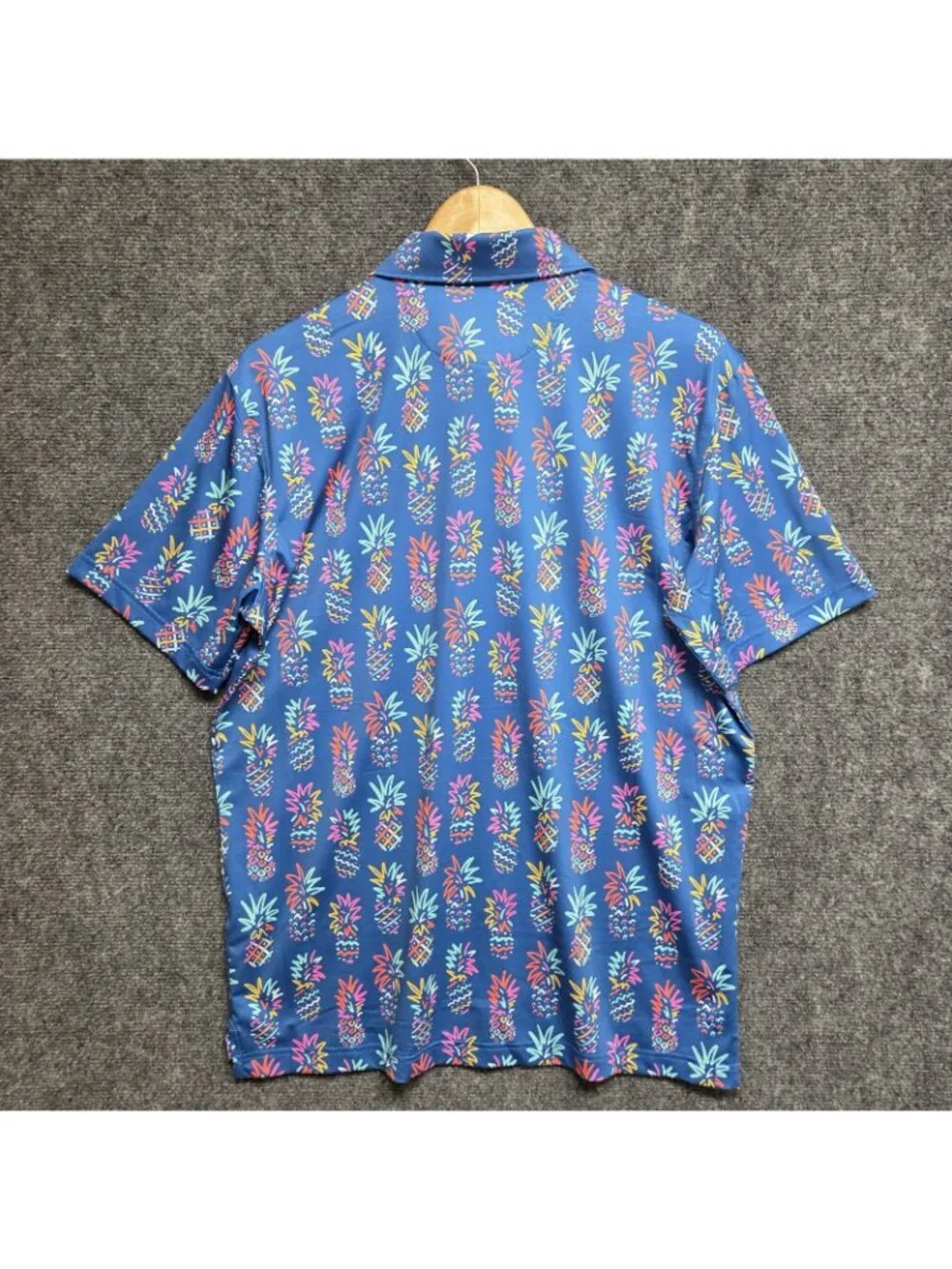 Chubbies Shirt Mens Medium The Pineapple Short Sleeve Performance Polo AOP